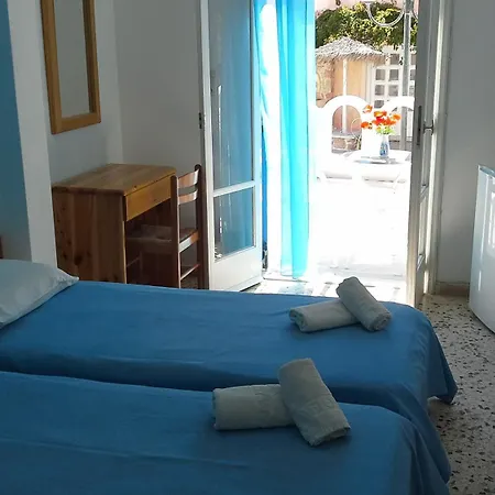 Dilino Hotel 2*