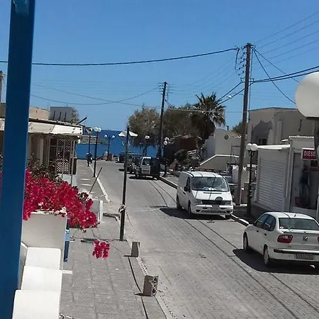 Dilino Hotel Kamári