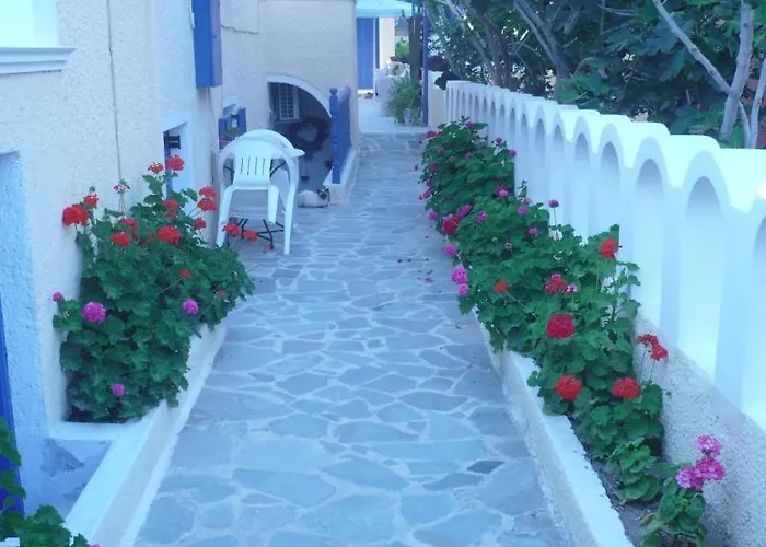 Dilino 2* Kamari (Santorini)