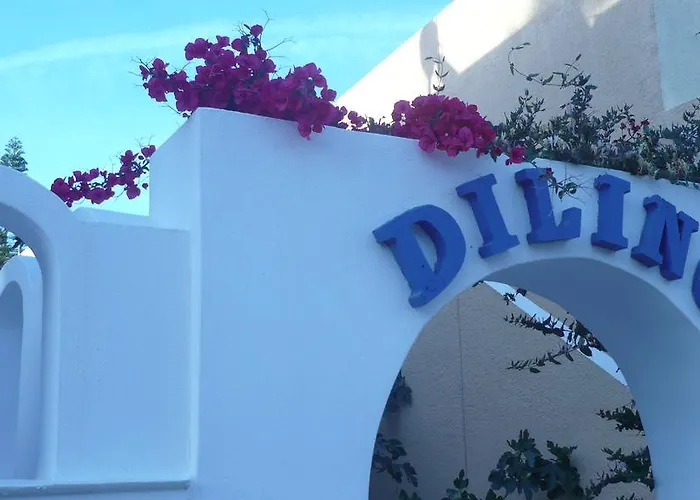 Dilino Hotel 2*