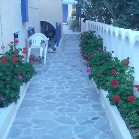 Dilino 2* Kamari (Santorini)