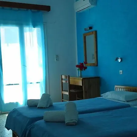 Dilino 2* Kamari (Santorini)
