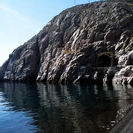 Dilino Kamari (Santorini)